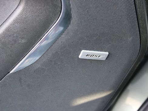 Used 2023 Chevrolet Suburban Premier image 38