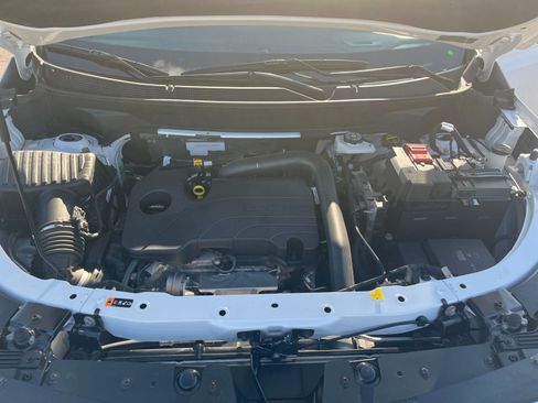 Used 2025 Chevrolet Equinox LT FWD image 31