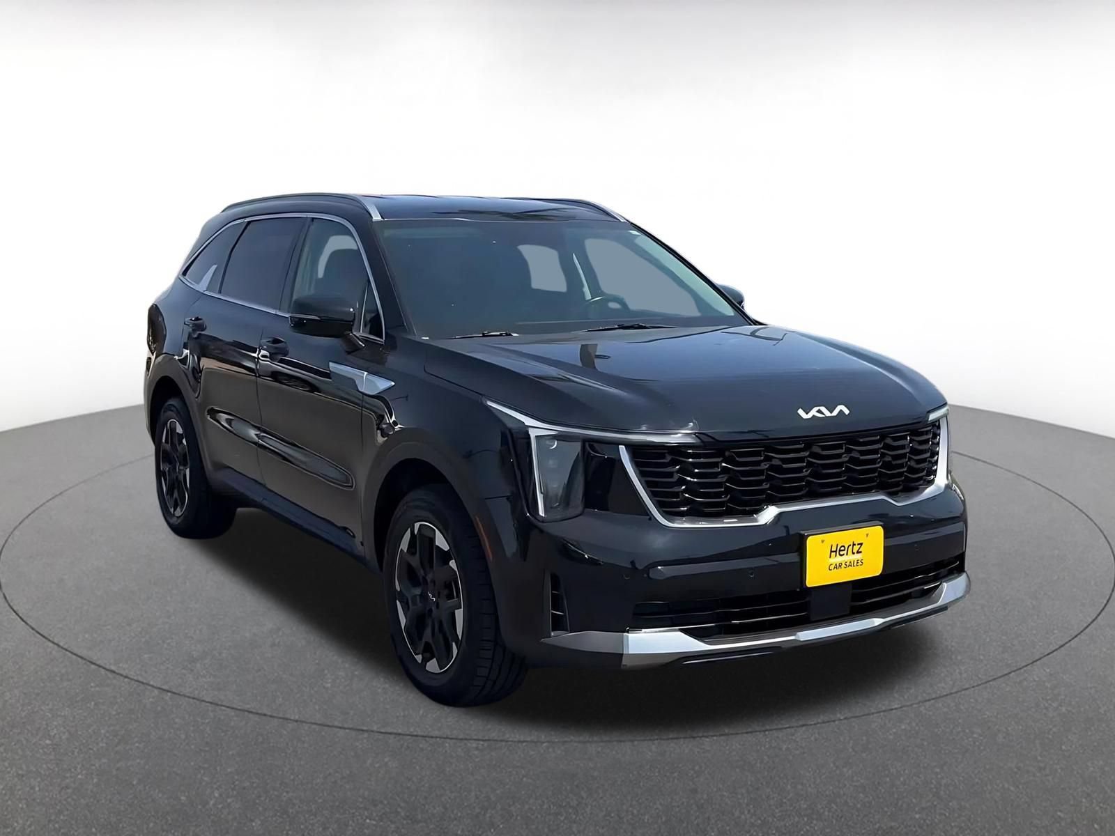 Used 2024 Kia Sorento S AWD/4WD image 3