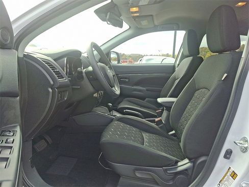 New 2025 Mitsubishi Outlander Sport ES image 7