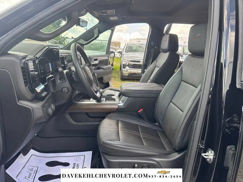 Used 2026 Chevrolet Silverado 1500 High Country w/ Midnight Edition AWD/4WD image 18