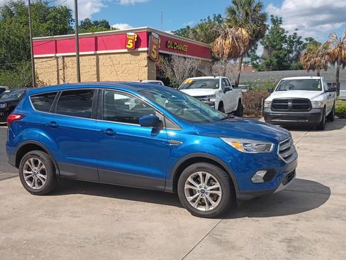 Used 2019 Ford Escape SE AWD/4WD image 9