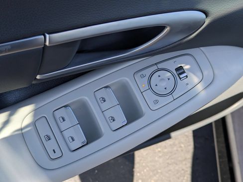 Certified 2025 Hyundai Sonata SEL FWD image 16