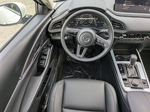 Certified 2025 MAZDA CX-30 AWD 2.5 S w/ Preferred Package image 19