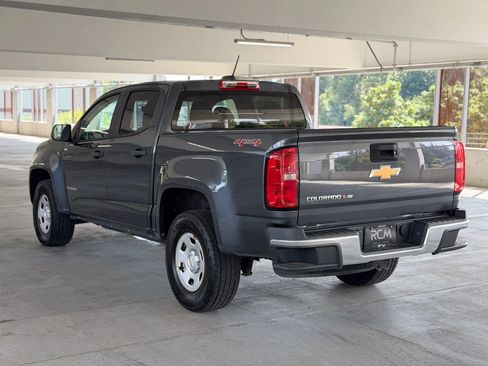 Used 2017 Chevrolet Colorado W/T AWD/4WD image 7