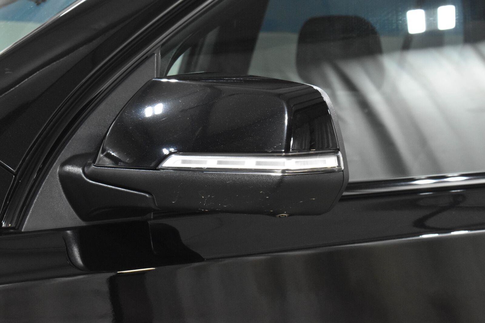 Used 2023 Chevrolet Traverse RS w/ LPO, Floor Liner Package FWD image 35