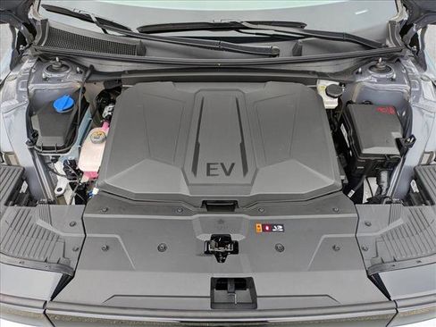 New 2026 Hyundai Ioniq 5 SEL RWD image 22