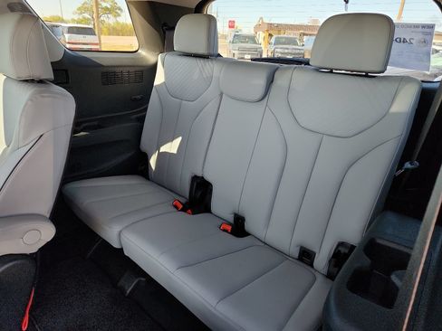 New 2024 Hyundai Palisade SEL w/ Premium Package FWD image 12