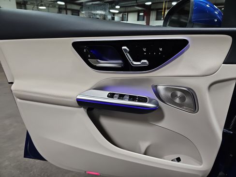 New 2026 Mercedes-Benz GLC 300 image 28