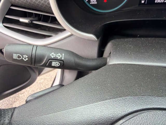 Used 2025 Chevrolet Malibu LT FWD image 25