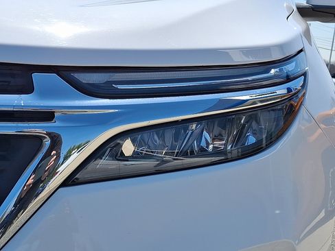Used 2022 Chevrolet Equinox LT AWD/4WD image 10