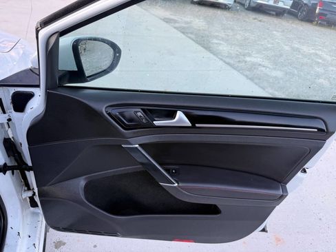 Used 2015 Volkswagen GTI SE w/ Lighting Package (SEL) FWD image 34