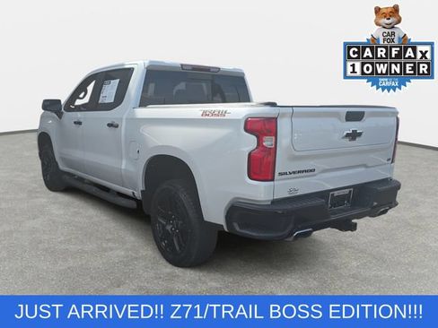 Used 2021 Chevrolet Silverado 1500 LT Trail Boss w/ Convenience Package II AWD/4WD image 7