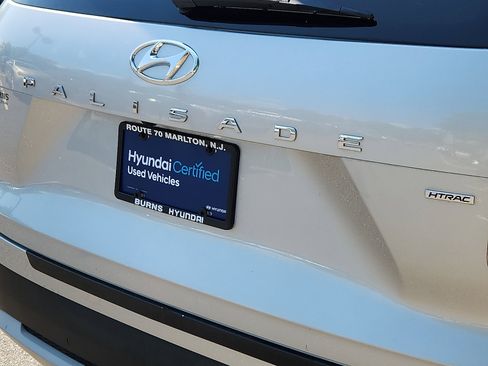 Used 2022 Hyundai Palisade SEL w/ 8P Bench Seat Package AWD/4WD image 35