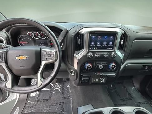 Used 2022 Chevrolet Silverado 2500 LT w/ Convenience Package RWD image 16