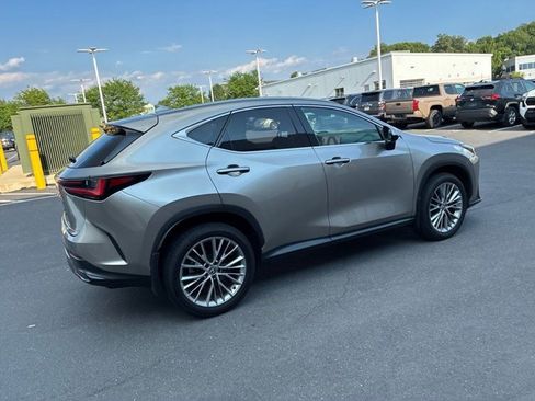 Used 2022 Lexus NX 350h AWD image 7
