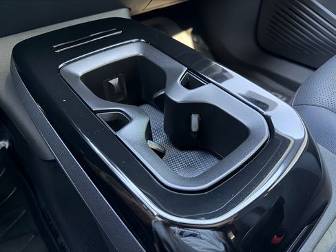 Used 2021 Volkswagen ID.4 1st Edition RWD image 19