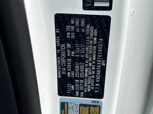 New 2026 Kia Carnival LXS image 29