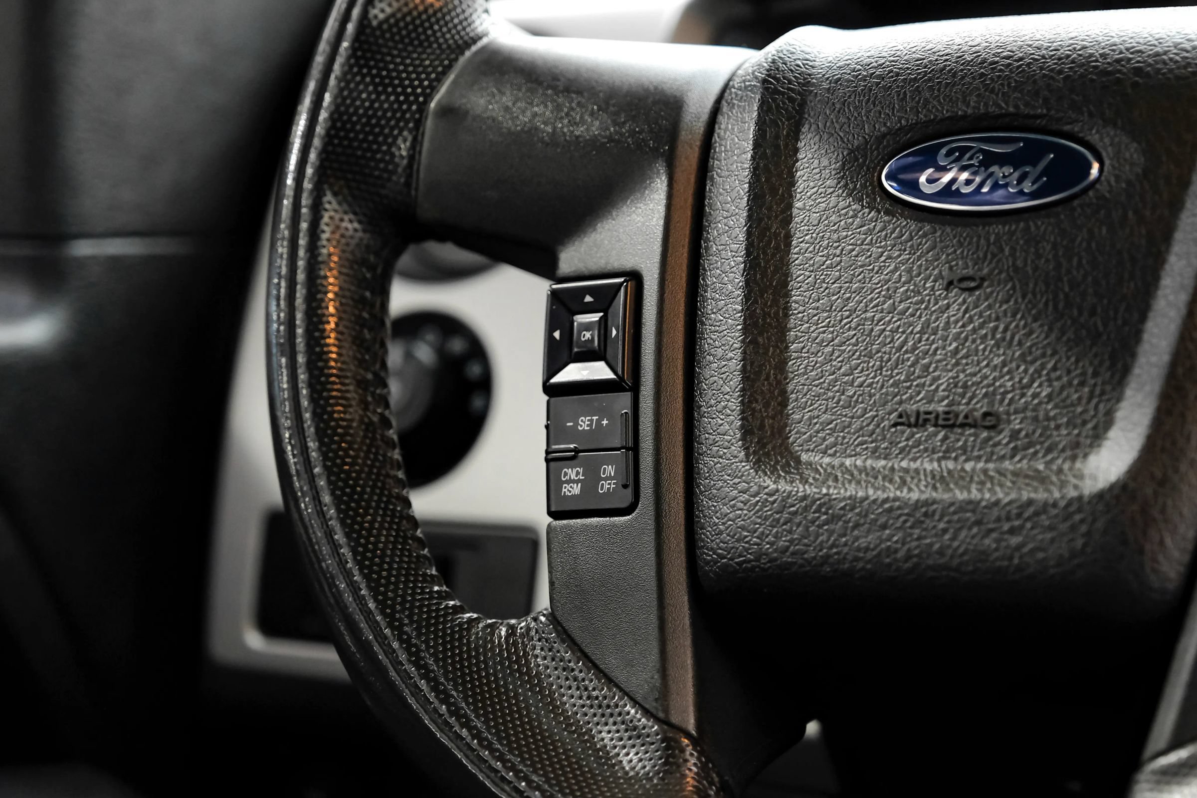 Used 2014 Ford F150 Raptor w/ Equipment Group 801A Luxury AWD/4WD image 20