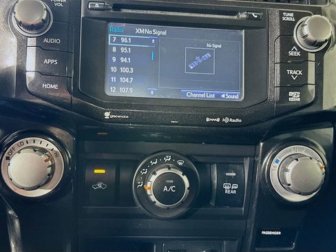 Used 2019 Toyota 4Runner TRD Off-Road AWD/4WD image 26