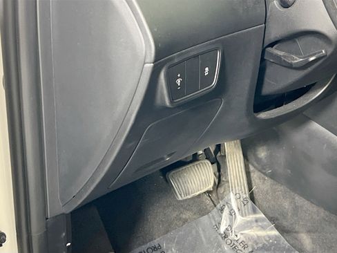 Used 2023 Hyundai Tucson SE AWD/4WD image 10