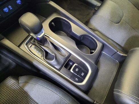 Used 2019 Hyundai Santa Fe SE FWD image 26