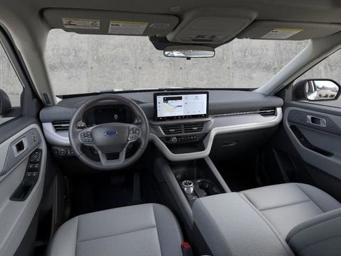 New 2026 Ford Explorer Active w/ Active Comfort Package image 9