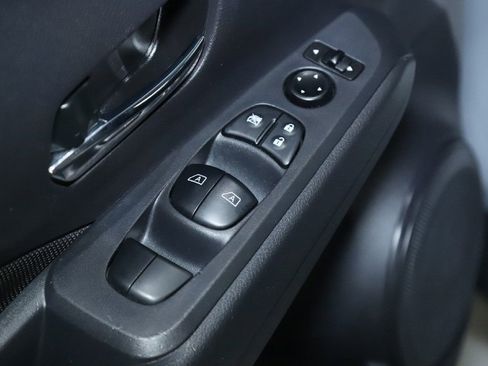 Used 2023 Nissan Kicks SV FWD image 16