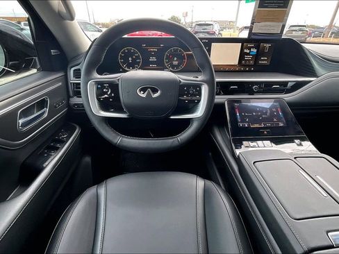 Certified 2025 INFINITI QX80 Pure w/ Exterior Package image 9