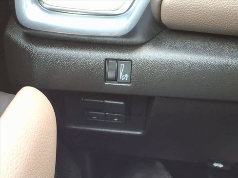 Used 2024 GMC Canyon Denali w/ LPO, Denali Black Edition image 16