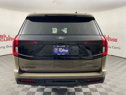 New 2026 Ford Expedition Max Platinum w/ Stealth Appearance Package AWD/4WD image 4
