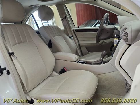 Used 2007 Mercedes-Benz C 350 Sedan image 17