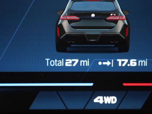 Used 2025 BMW M5 Touring w/ M Driver's Package image 21