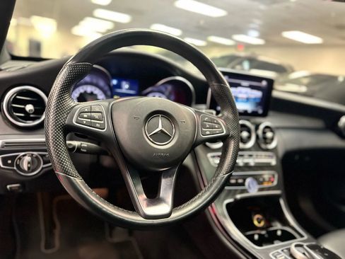 Used 2018 Mercedes-Benz C 300 Sedan image 23