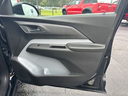 New 2027 Chevrolet Bolt RS w/ Technology Package FWD image 15