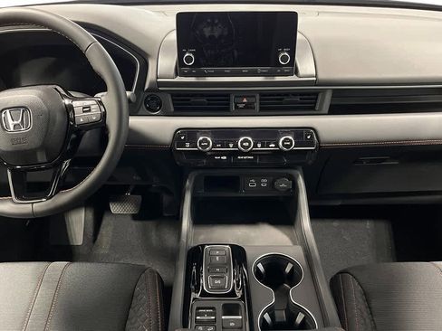 New 2025 Honda Pilot Sport image 19
