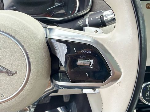 Used 2021 Jaguar F-PACE S image 36