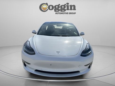 Used 2022 Tesla Model 3 image 9