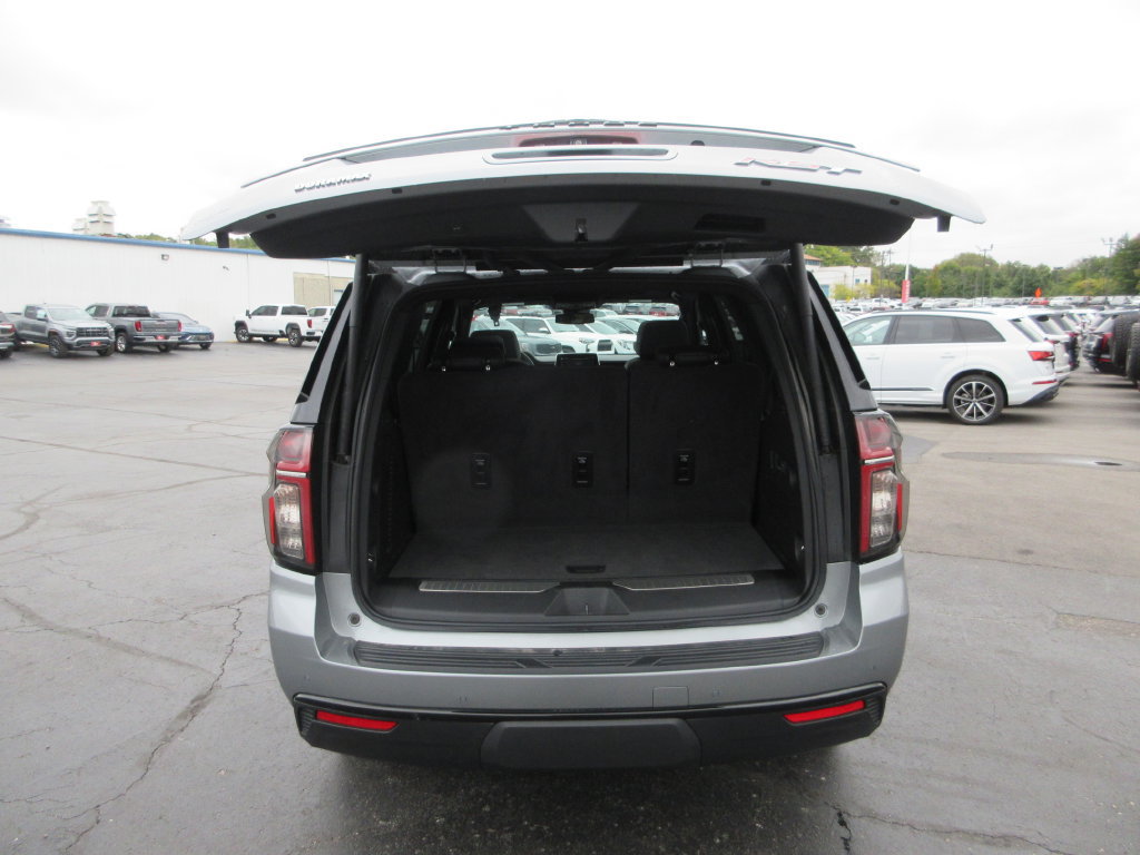 Certified 2024 Chevrolet Tahoe RST w/ Luxury Package AWD/4WD image 7