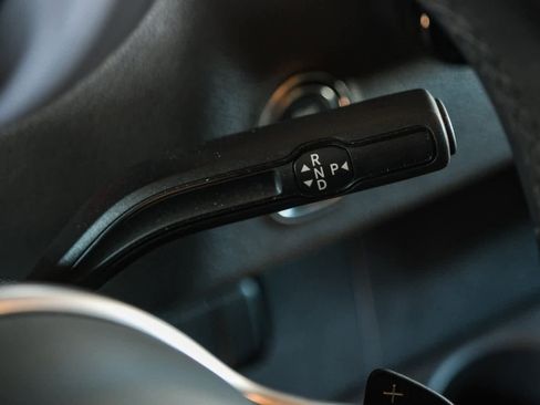 Used 2024 Mercedes-Benz Sprinter 2500 image 21