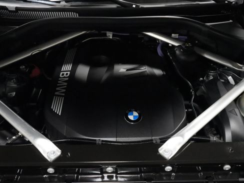 Used 2025 BMW X5 xDrive40i image 30