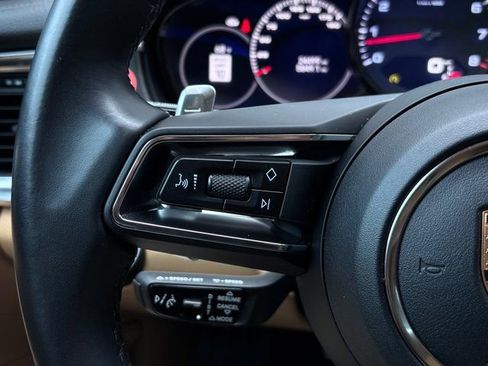 Certified 2023 Porsche Panamera Platinum Edition image 15