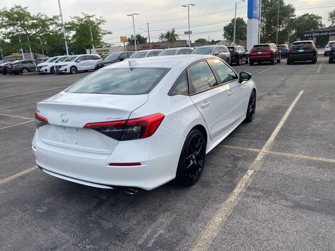 Used 2023 Honda Civic Sport image 9
