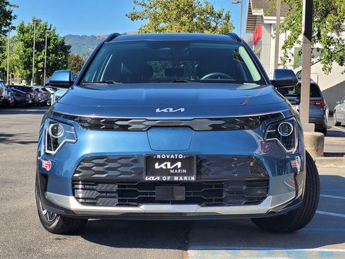 Used 2024 Kia Niro Wind FWD image 2