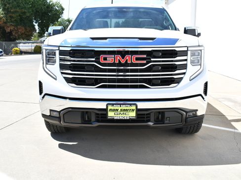 Used 2026 GMC Sierra 1500 SLT w/ SLT Premium Package AWD/4WD image 2