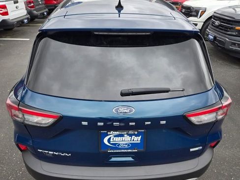 Used 2020 Ford Escape Titanium AWD/4WD image 5