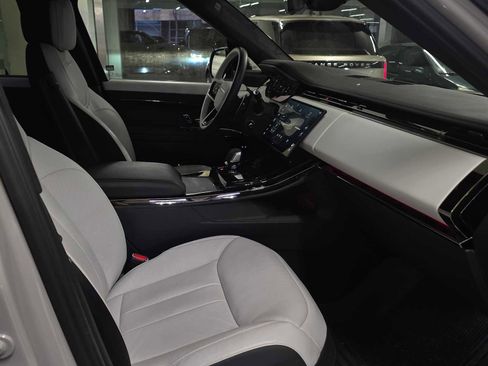 Used 2025 Land Rover Range Rover Sport Autobiography image 11