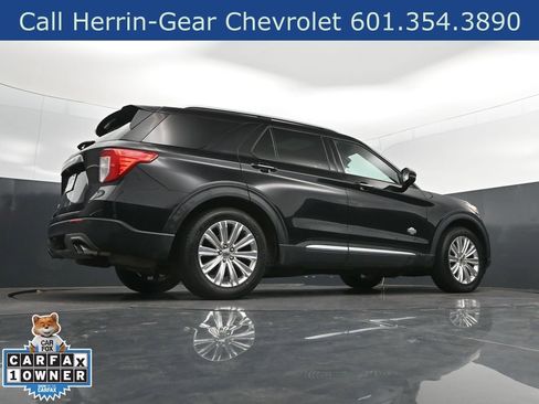 Used 2023 Ford Explorer King Ranch w/ Technology Package RWD image 43