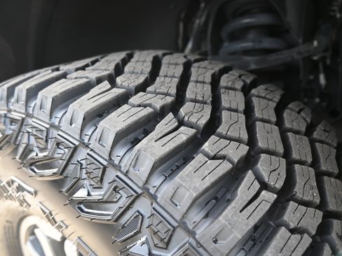 Used 2021 Ford F150 Raptor w/ Equipment Group 801A High image 19