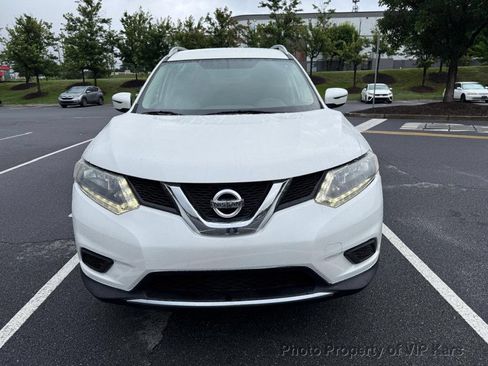 Used 2016 Nissan Rogue SV AWD/4WD image 2